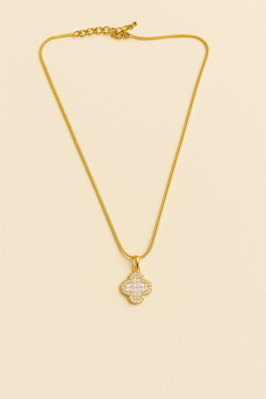 Dotted Stone Pendant ⚜️